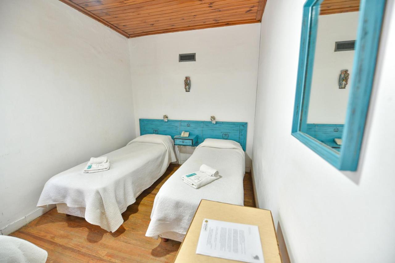 Hotel Simon Trenque Lauquen Ngoại thất bức ảnh